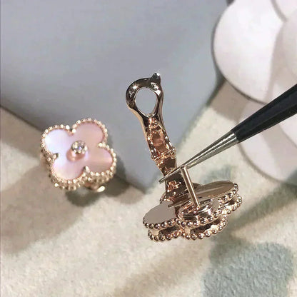 [Star Jewelry]CLOVER MEDIUM 1 MOTIFS  PINK MOP DIAMOND EARRINGS