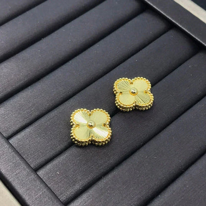 [Star Jewelry]CLOVER MINI 9.5MM LASER EARRINGS