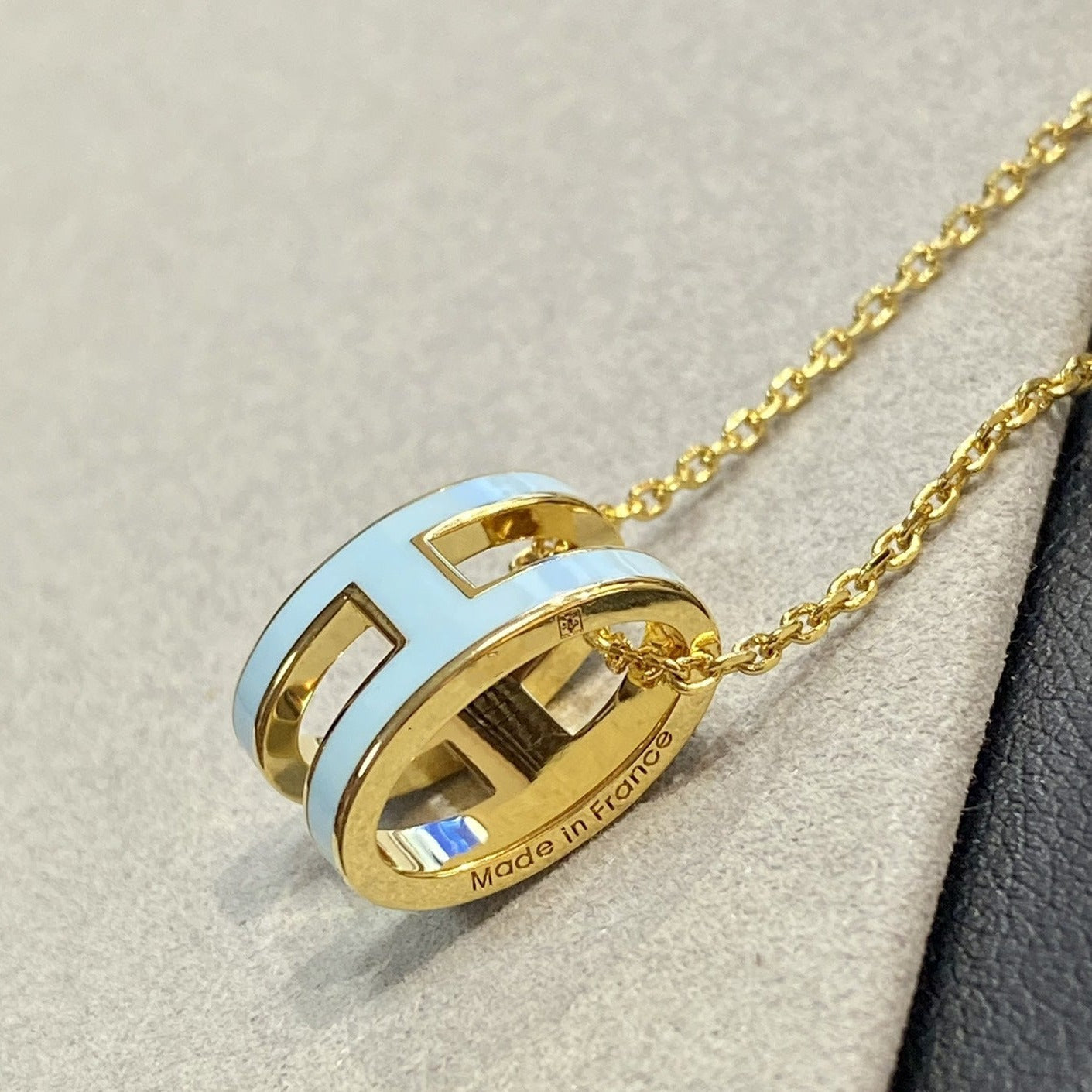 [Star Jewelry]POP H LIGHT BLUE NECKLACE