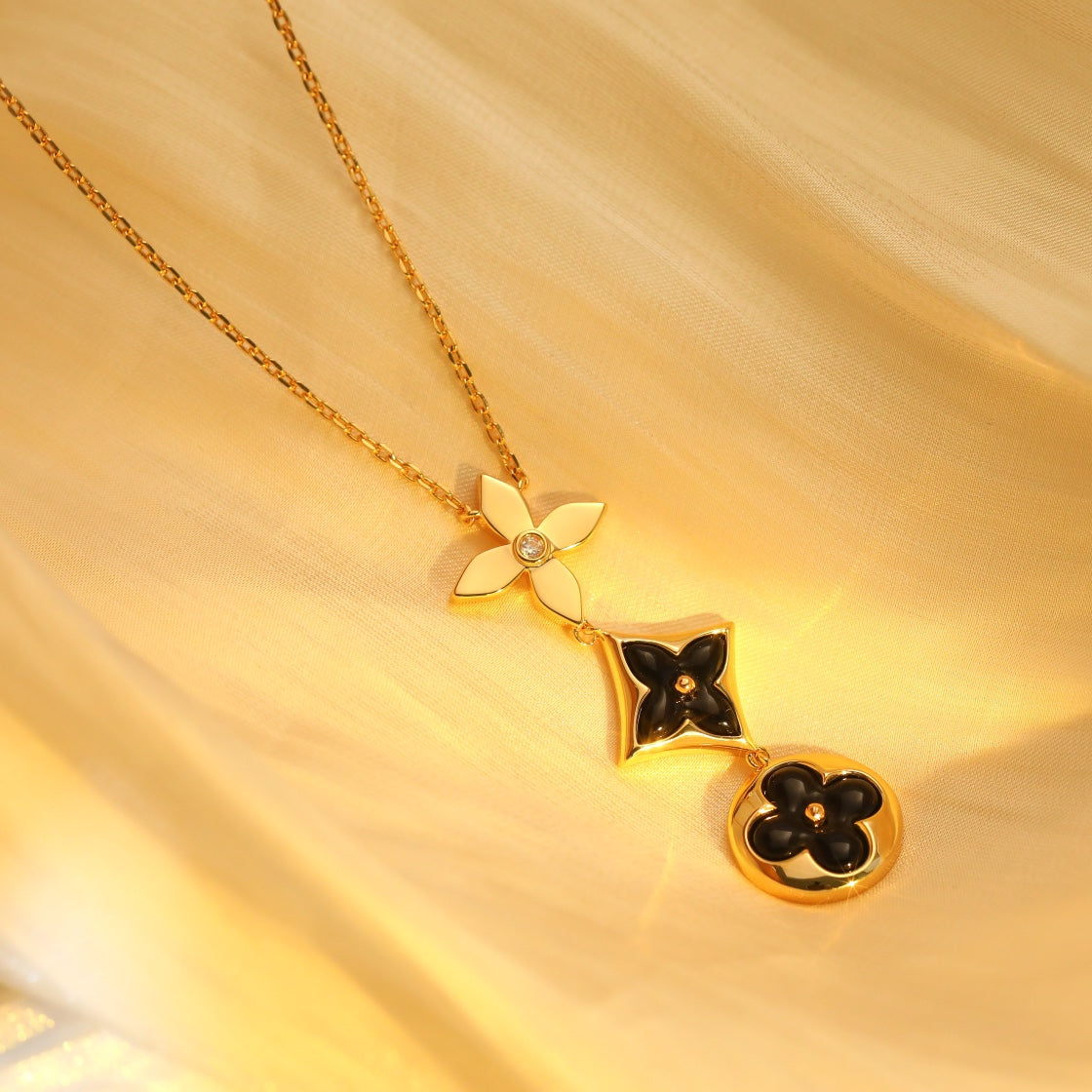 [Star Jewelry]STAR AND SUN ONYX PINK GOLD NECKLACE