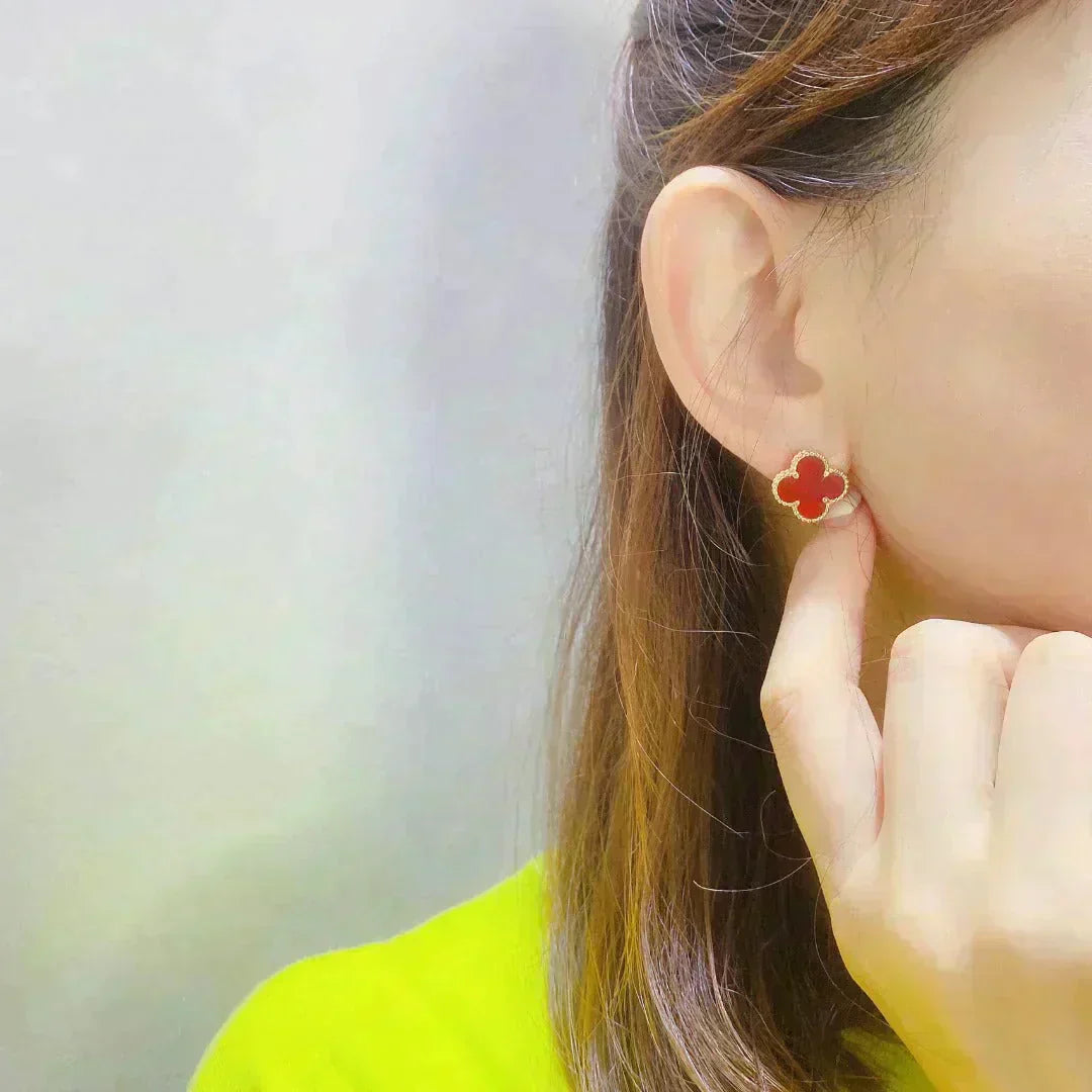 [Star Jewelry]CLOVER MEDIUM 1 MOTIFS CARNELIAN  EARRINGS