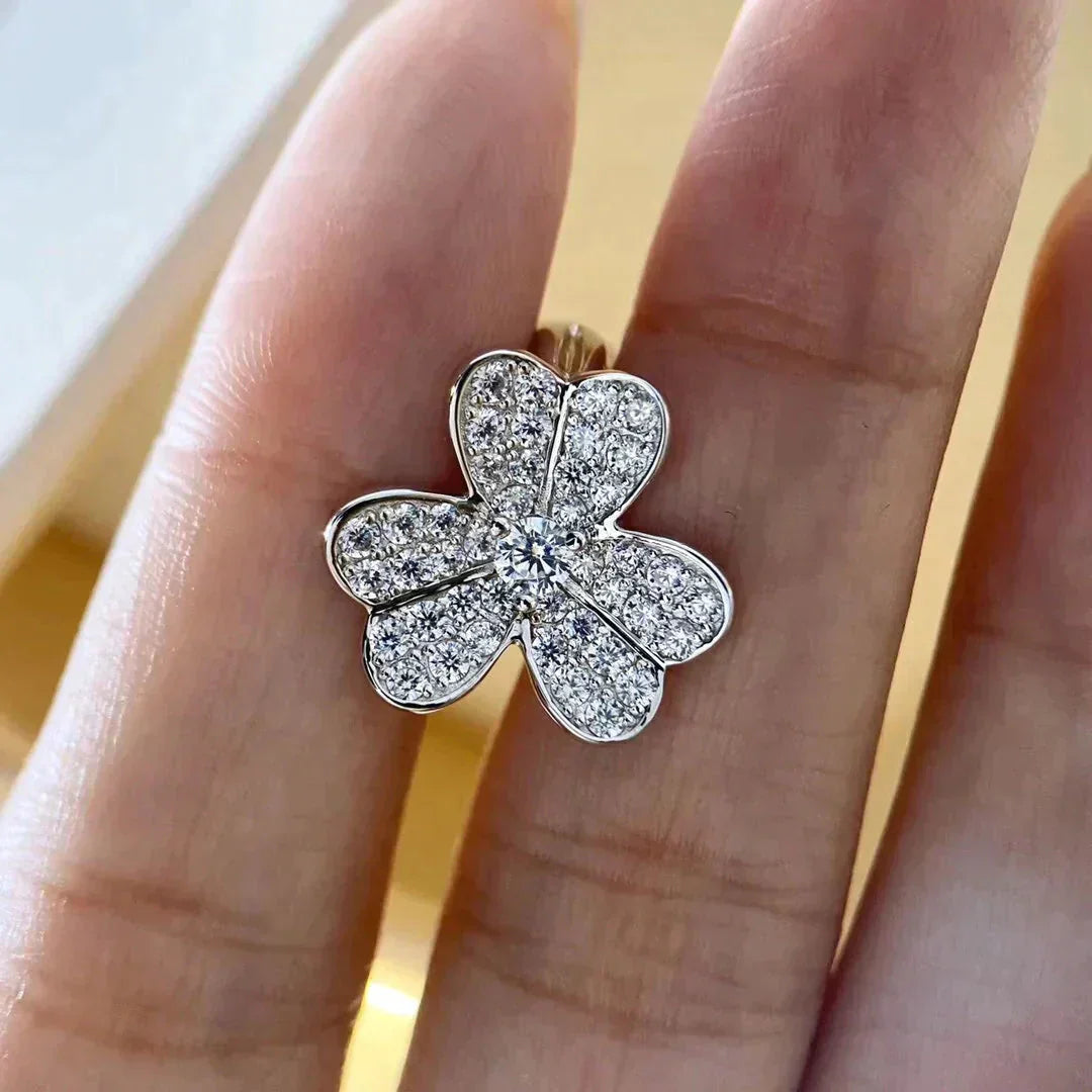 [Star Jewelry]CLOVER COMOS DIAMOND EARRINGS SILVER