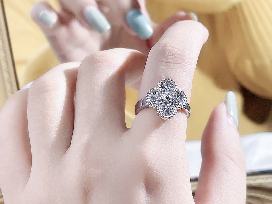 [Star Jewelry]CLOVER DIAMOND RING