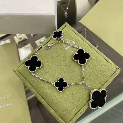 [Star Jewelry]CLOVER 5 MOTIFS SIVLER ONYX BRACELET