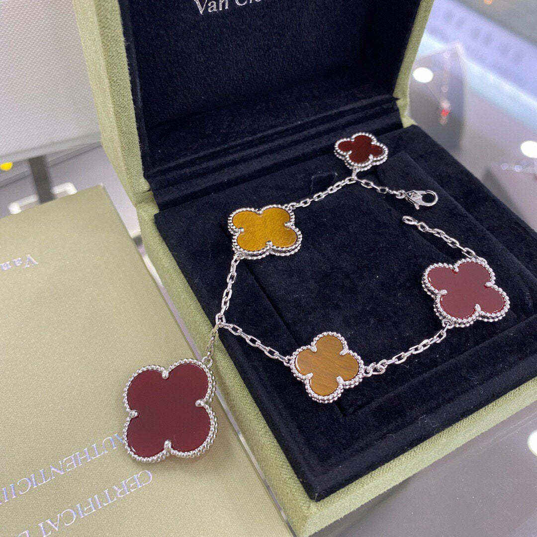 [Star Jewelry]CLOVER 5 MOTIFS SIVLER CARNELIAN TIGER EYE BRACELET