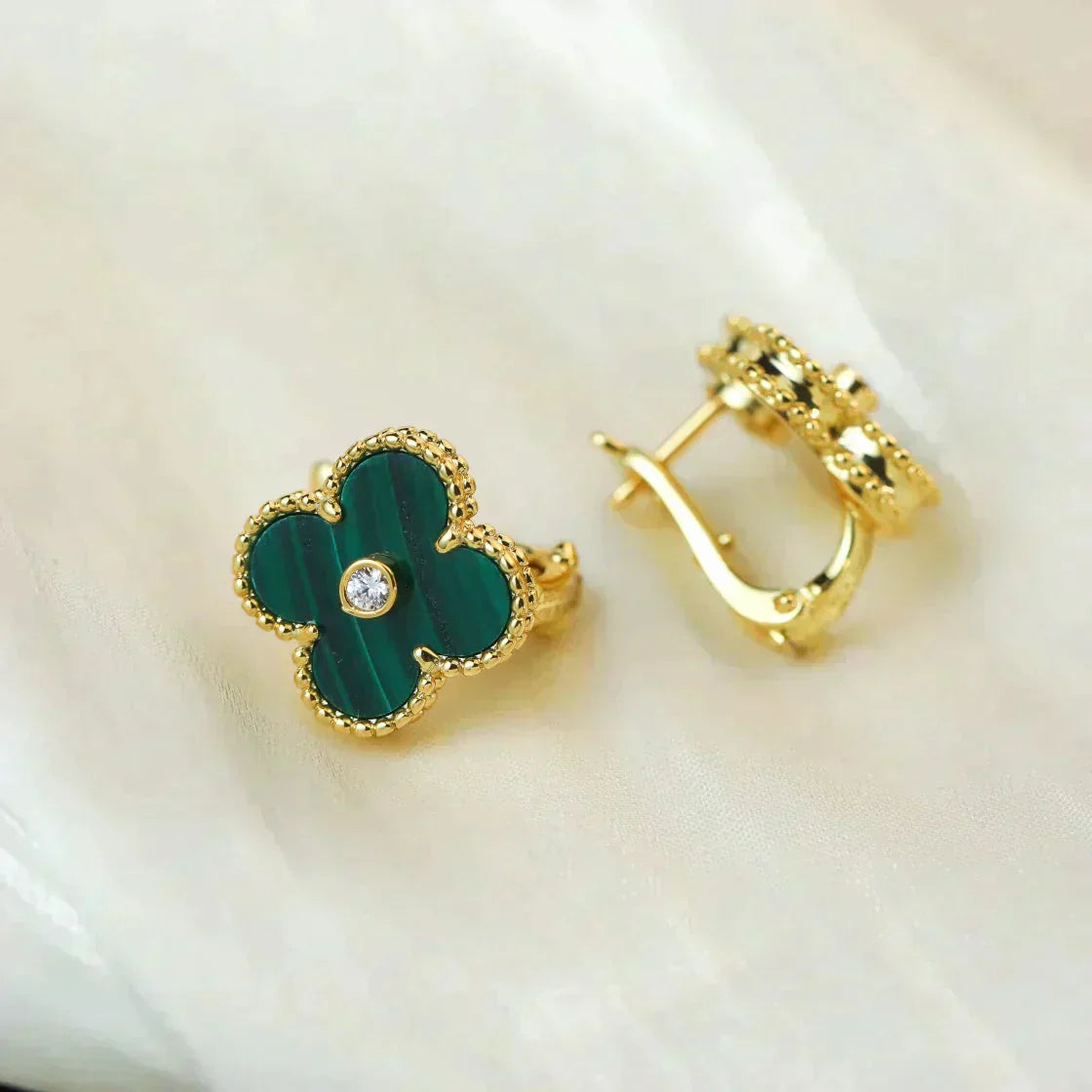 [Star Jewelry]CLOVER MEDIUM 1 MOTIFS MALACHITE DIAMOND EARRINGS