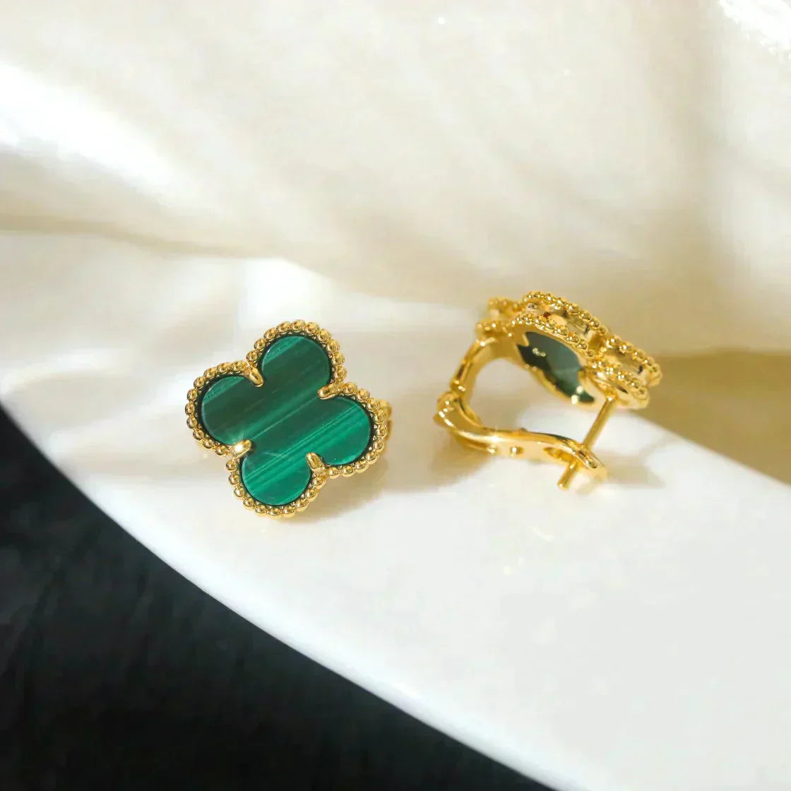 [Star Jewelry]CLOVER MEDIUM 1 MOTIFS MALACHITE  EARRINGS