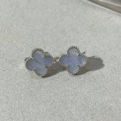 [Star Jewelry]CLOVER CHALCEDONY SILVER STUD EARRINGS