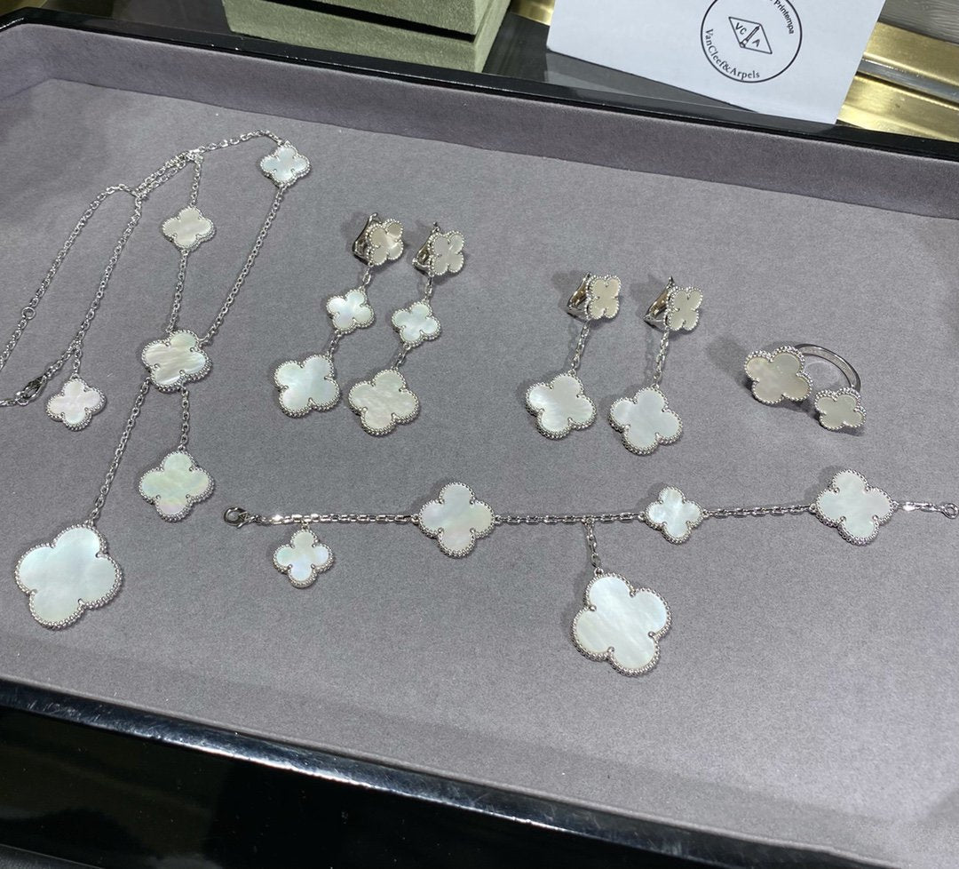 [Star Jewelry]CLOVER 5 MOTIF WHITE MOP SILVER BRACELET