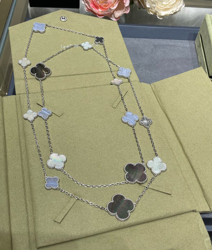 [Star Jewelry]CLOVER 16 MOTIF CHALCEDONY MOP SILVER NECKLACE