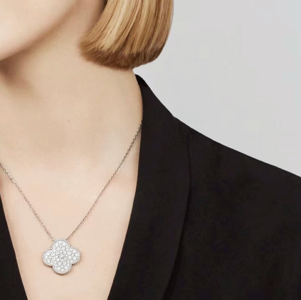 [Star Jewelry]CLOVER 25MM LARGE PENDANT DIAMOND PAVED SILVER NECKLACE