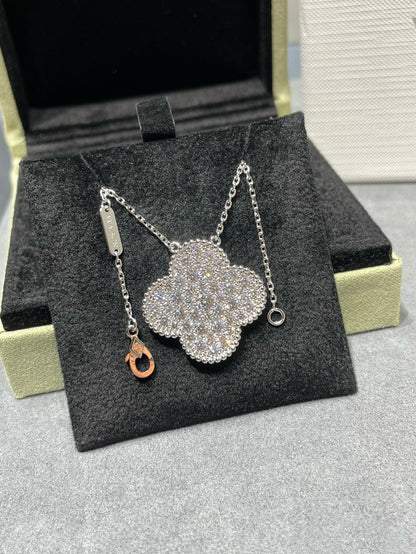 [Star Jewelry]CLOVER 25MM LARGE PENDANT DIAMOND PAVED SILVER NECKLACE
