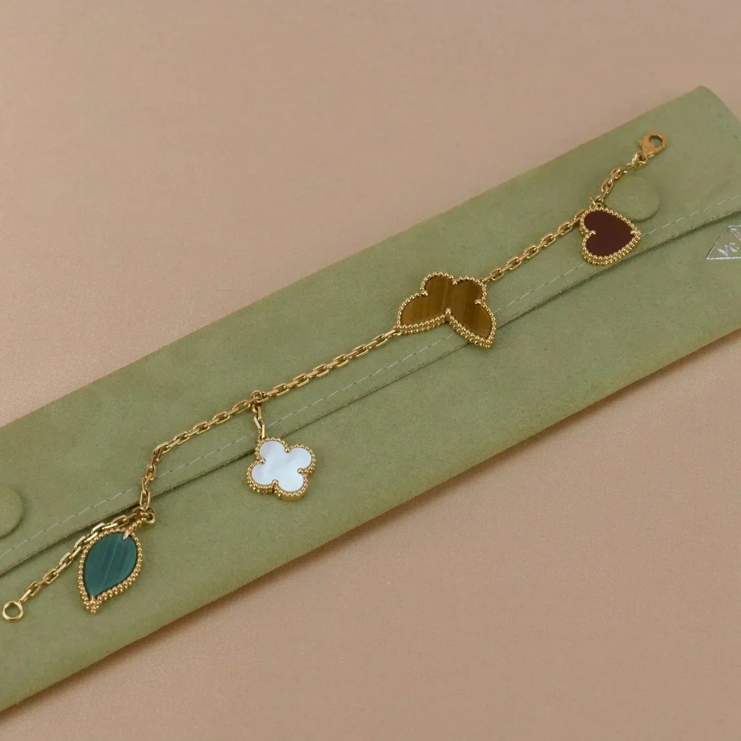 [Star Jewelry]LUCKY SPRING 5 MOTIF GOLD BRACELET