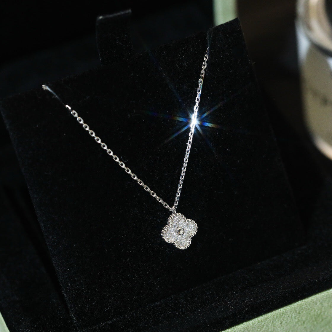 [Star Jewelry]CLOVER MINI 9.5MM PENDANT DIAMOND NECKLACE