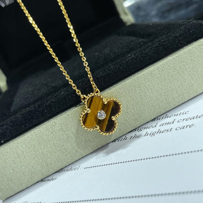 [Star Jewelry]CLOVER 15MM DIAMOND AND YELLOW TIGER'S EYE AGATE necklace