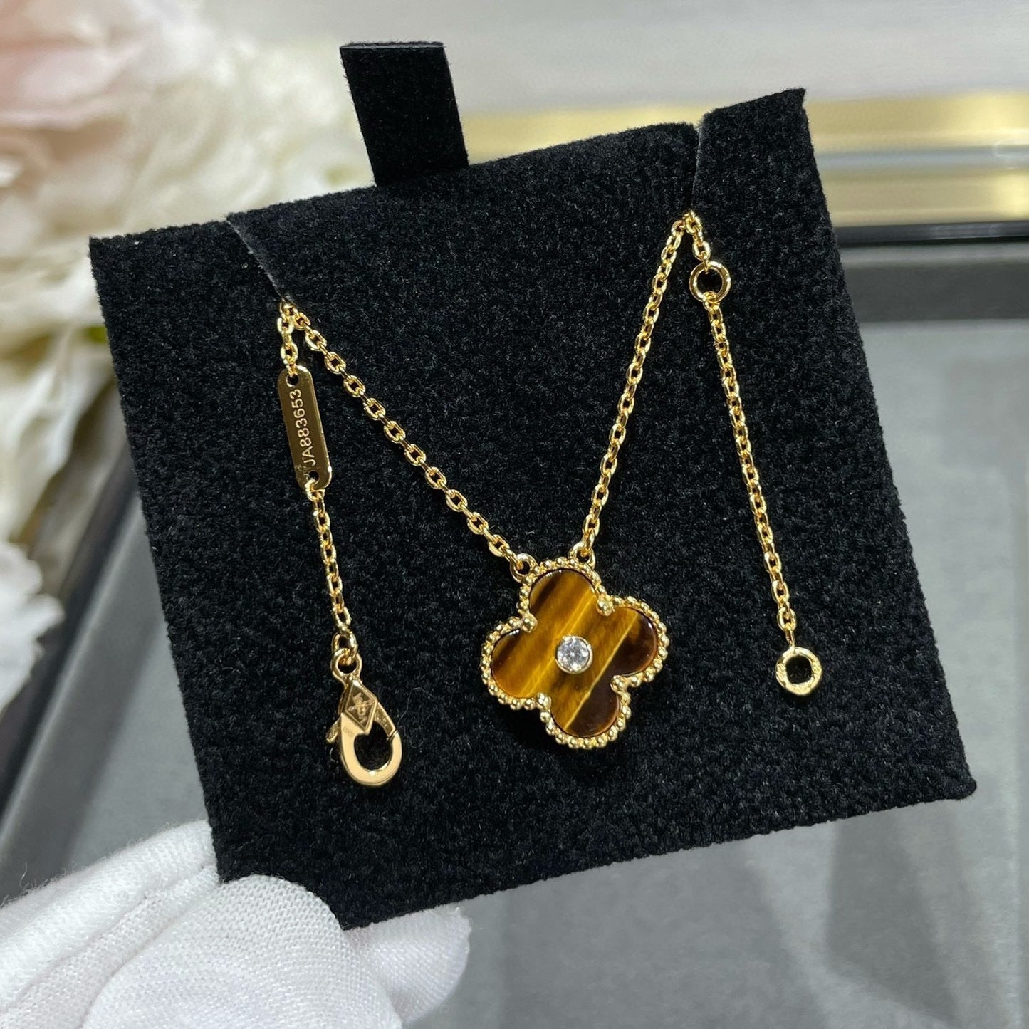 [Star Jewelry]CLOVER 15MM DIAMOND AND YELLOW TIGER'S EYE AGATE necklace