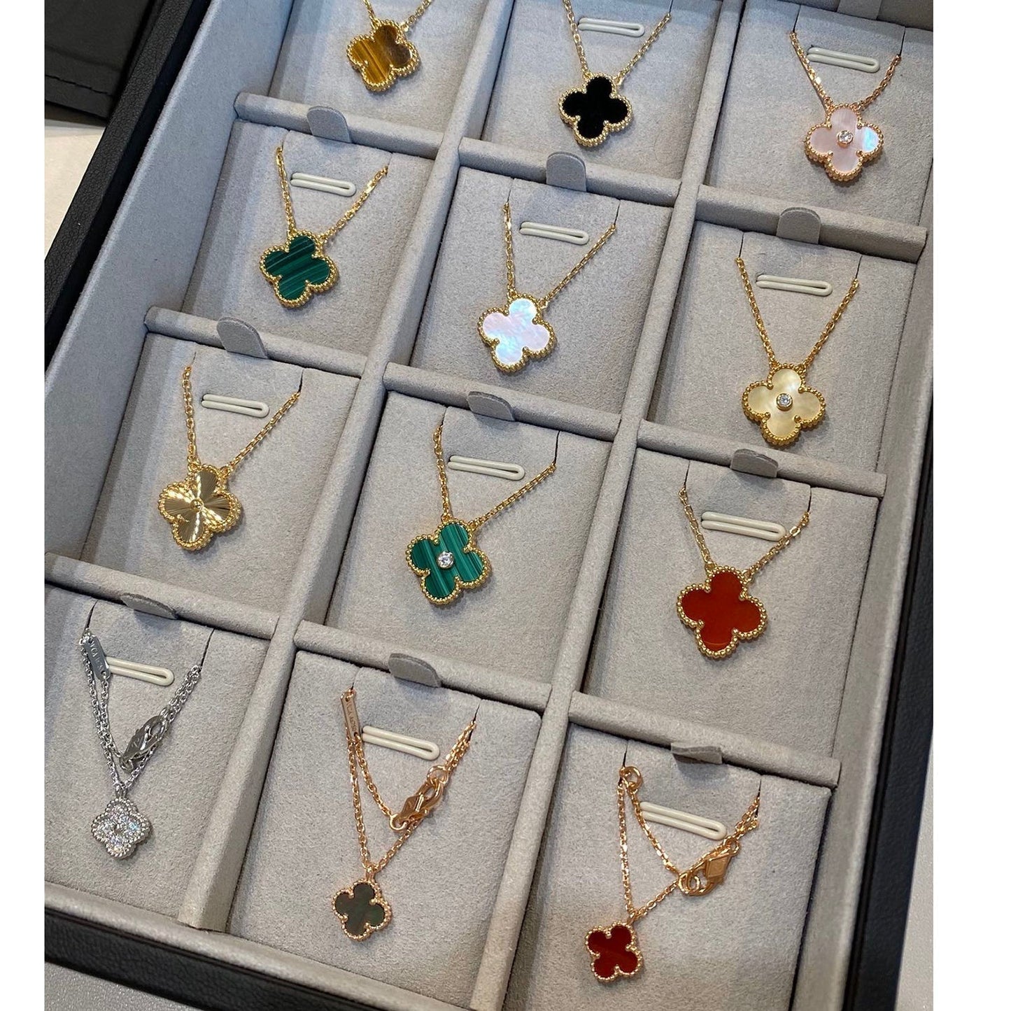 [Star Jewelry]CLOVER 15MM CARNELIAN SINGLE FLOWER NECKLACE