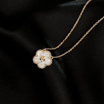[Star Jewelry]LUCKY  WHITE MOP  PLUM BLOSSOM NECKLACE
