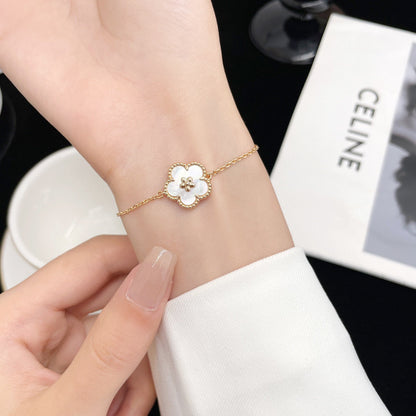 [Star Jewelry]LUCKY WHITE MOP PLUM BLOSSOM  BRACELET