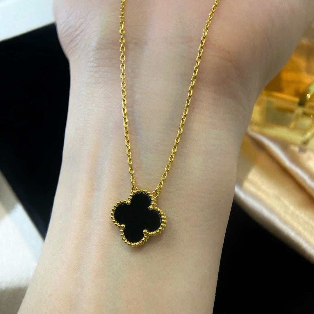 [Star Jewelry]CLOVER 15MM BLACK ONYX SINGLE FLOWER NECKLACE