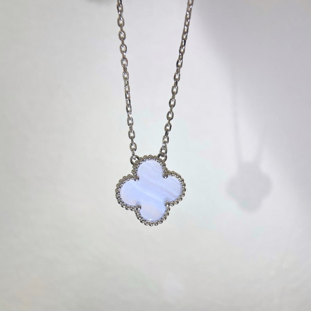 [Star Jewelry]CLOVER 15MM BLUE CHALCEDONY NECKLACE SILVER