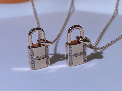 [Star Jewelry]HM ADVANCED NICHE LOCK HEAD NECKLACE DIAMONDS