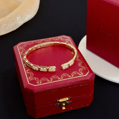 [Star Jewelry jewelrys]LOVE DIAMOND OPEN  BRACELET