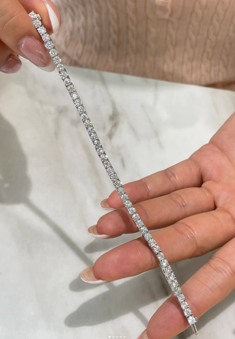 [Star Jewelry]  CLASSIC BASEBALL BRACELAT, 52 DIAMOND