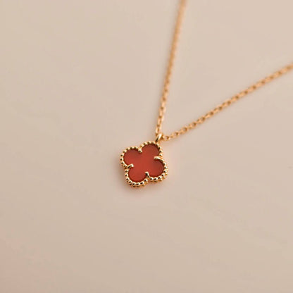 [Star Jewelry]CLOVER MINI 9.5MM WHITE CARNELIANS NECKLACE