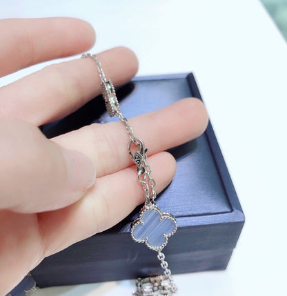 [Star Jewelry]CLOVER 10 MOTIFS CHALCEDONY DIAMONDS SILVER NECKLACE